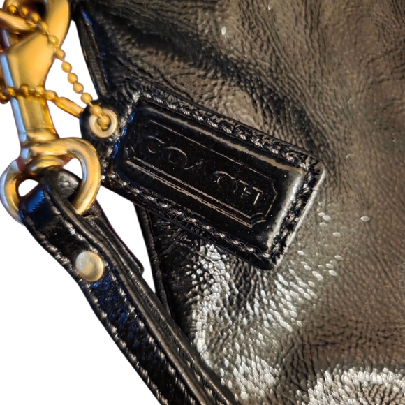 Coach Wristlet Clutch Vintage Black Patent Leather - Picture 3 of 9